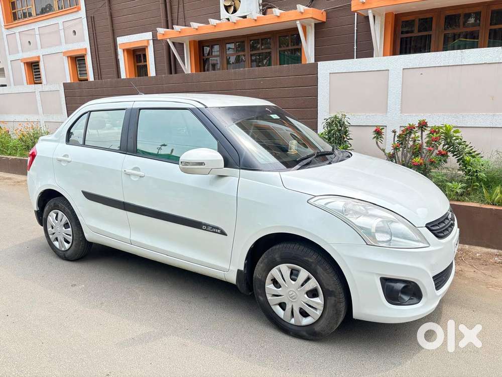 Maruti Suzuki Swift Dzire Vxi 1.2, 2014, Petrol