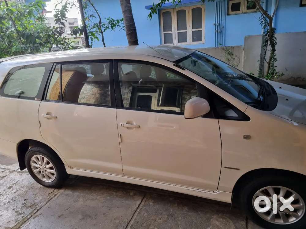 Toyota Innova 2.5 2012 4th Owner