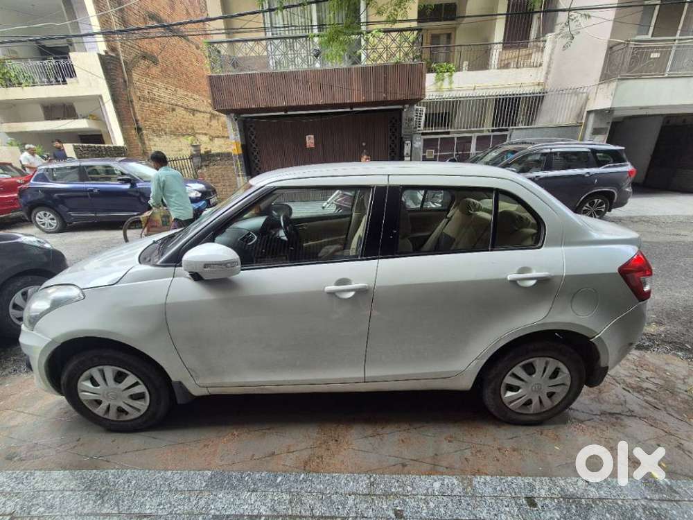 Maruti Suzuki Swift Dzire 1.2 Vxi Bsiv, 2015, Cng & Hybrids