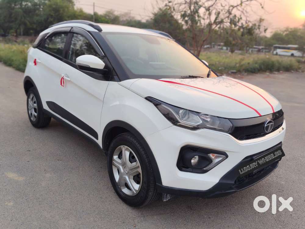 Tata Nexon 1.5 Revotorq Xma Amt (s), 2022, Diesel