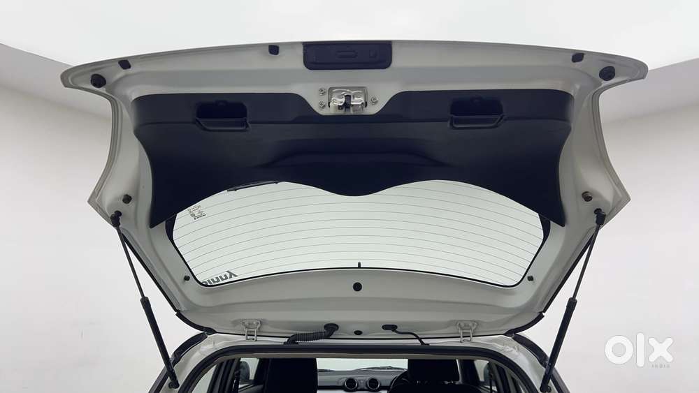 Maruti Suzuki Swift Zxi Plus Amt Dual Tone, 2022, Petrol