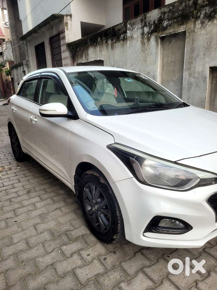 Hyundai New I20 1.5 Sportz Mt, 2020, Petrol