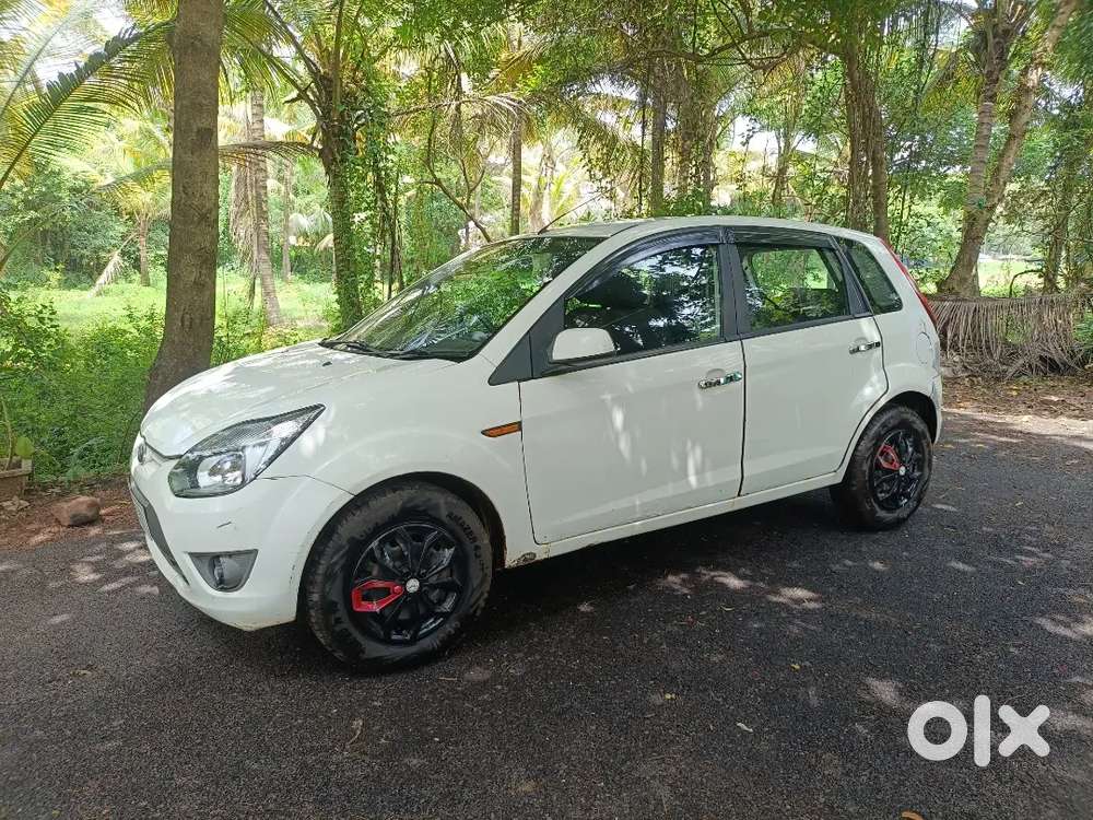 Ford Figo Petrol 2010