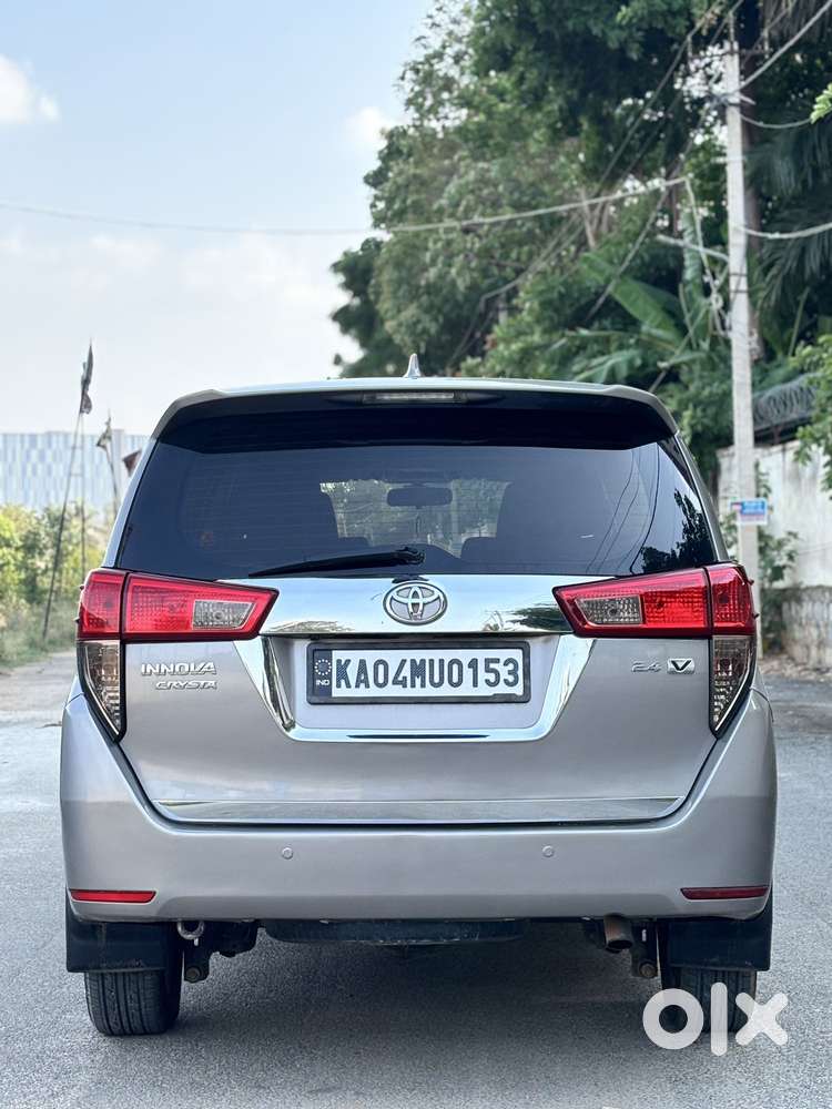 Toyota Innova Crysta 2.4 V, 2017, Diesel