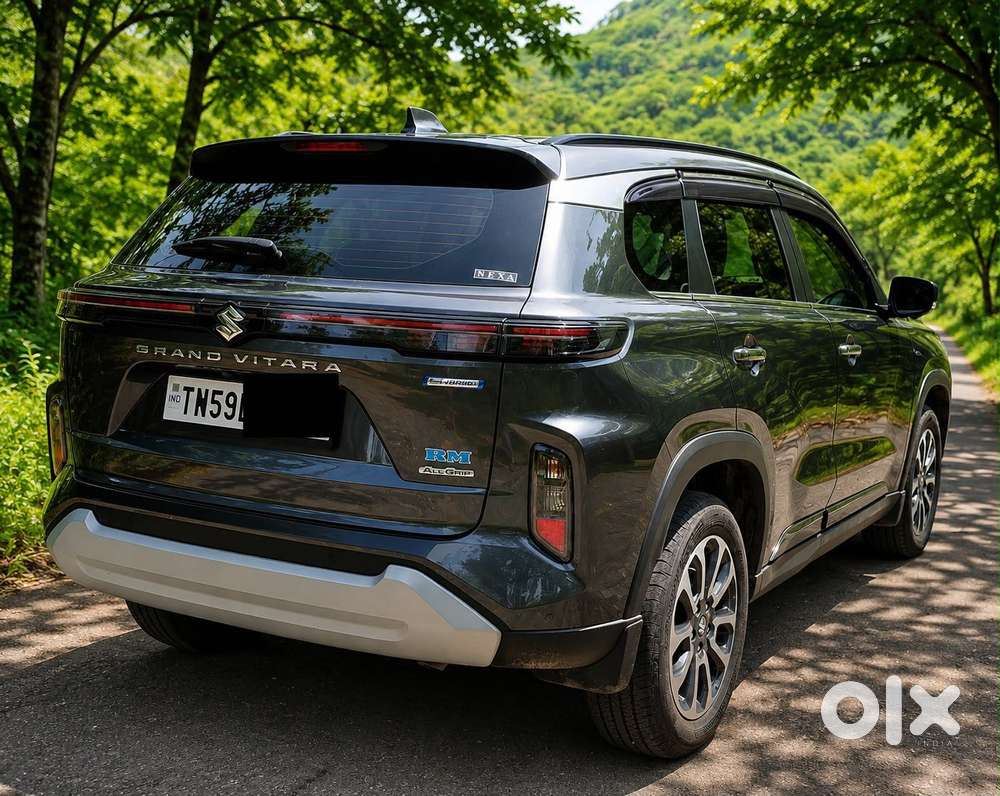 Maruti Suzuki Grand Vitara Smart Hybrid Alpha, 2025, Petrol