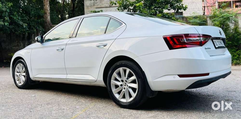 Skoda Superb 2.0 Tsi At L&k, 2019, Petrol