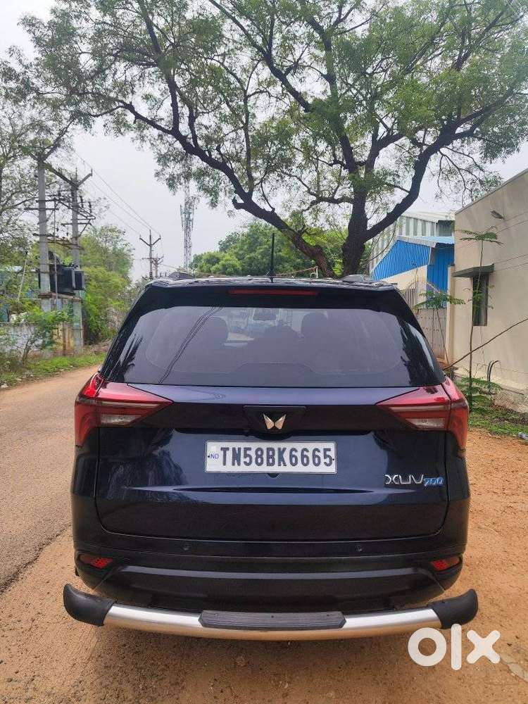Mahindra Xuv700 2.0 Mx Petrol Mt 5 Str, 2023, Petrol