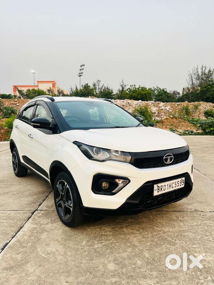 Tata Nexon 1.5 Revotorq Xm (s), 2023, Diesel