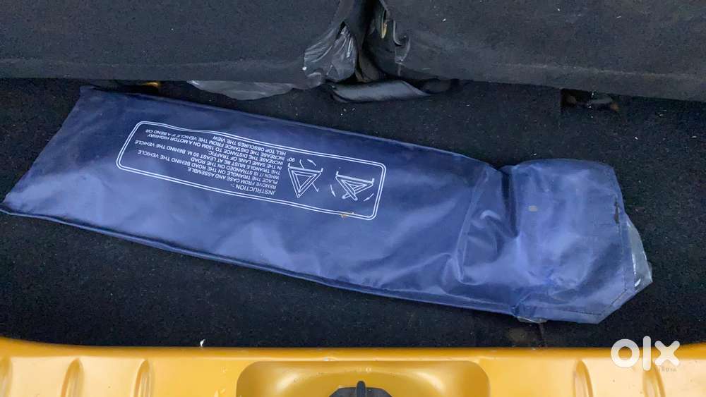 Renault Triber Rxz Easy-r Amt, 2023, Petrol