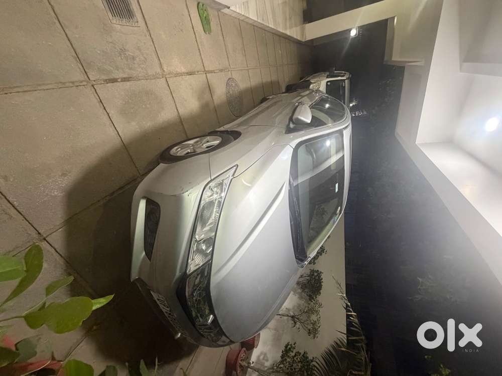Doctor Owned Honda City Zx 2015 Petrol 84000 Km Driven