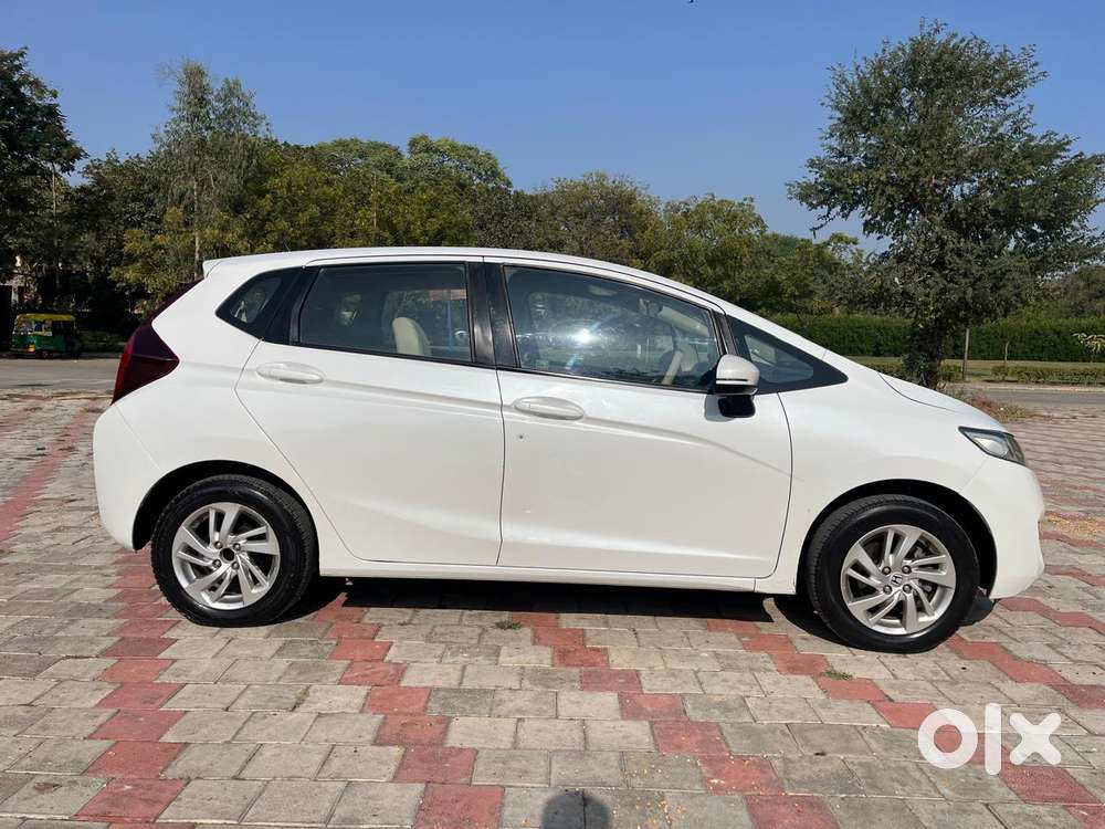 Honda Jazz V Cvt, 2017, Petrol