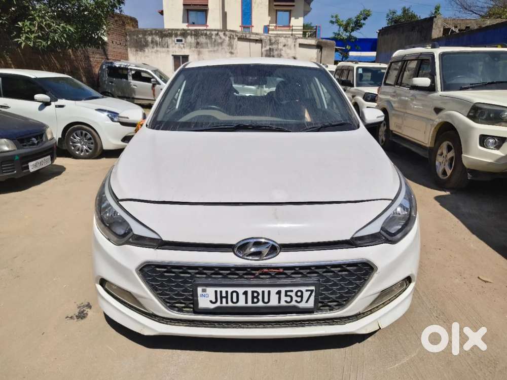 Hyundai I20 Sportz 1.2 Bs-iv, 2015, Petrol