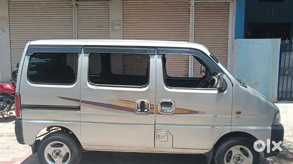 Maruti Suzuki Eeco 5 Str Petrol 2010
