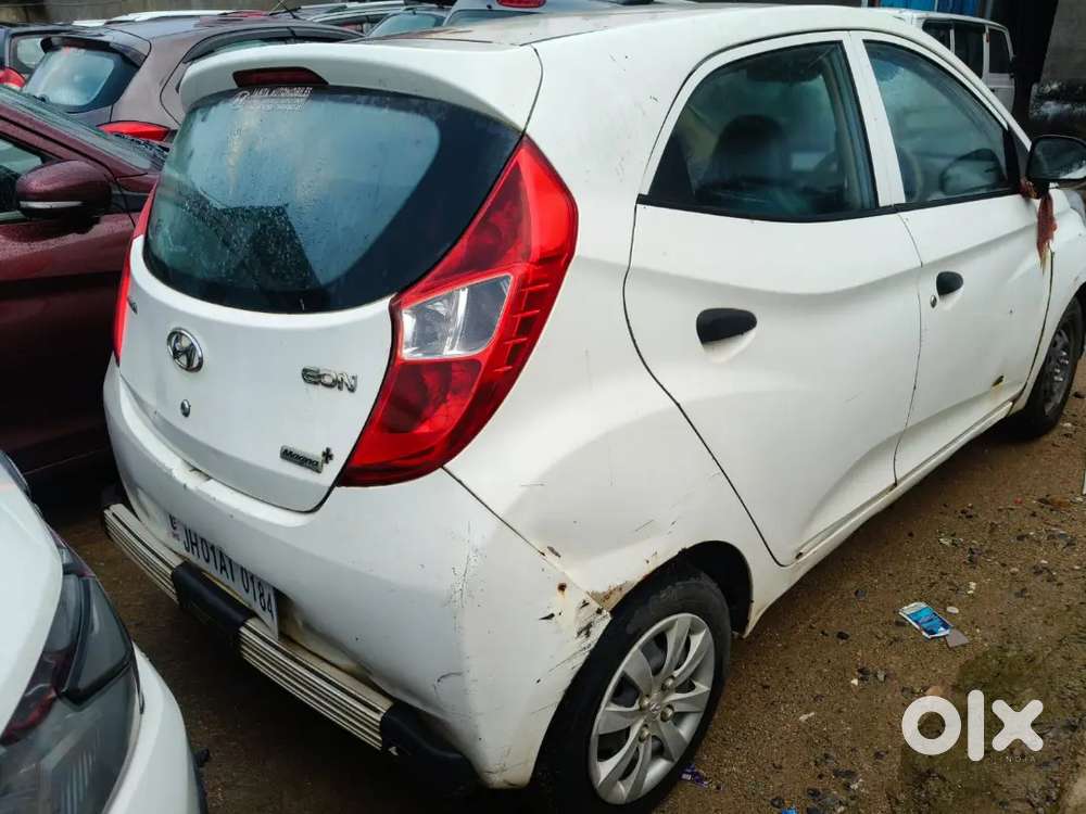 Hyundai Eon Magna Plus 2013 Petrol