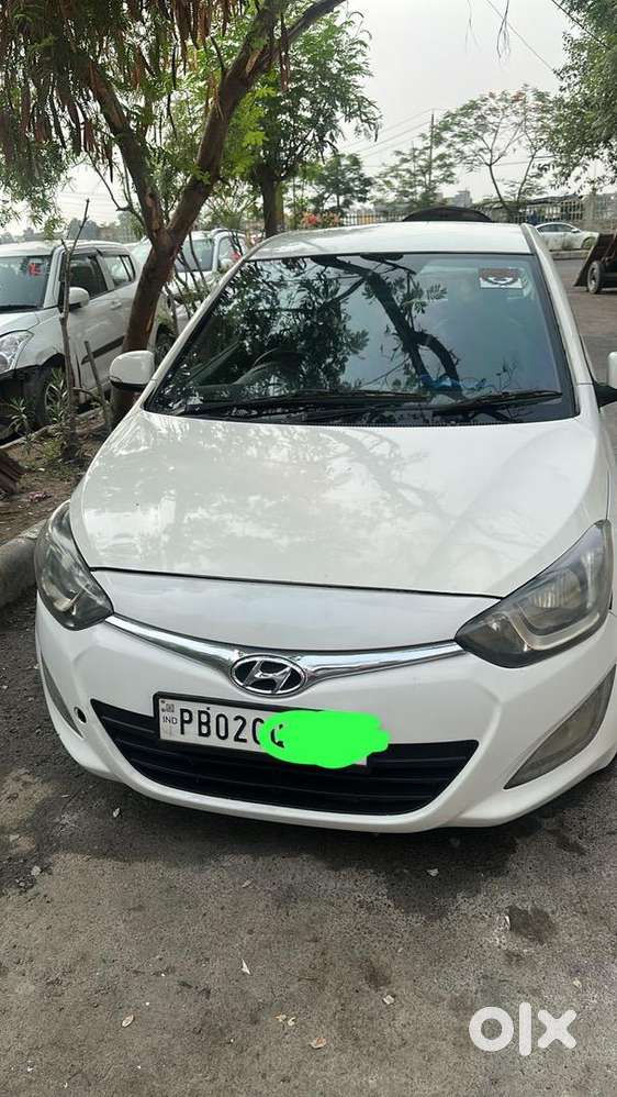 Hyundai I20 2015 Diesel 115000 Km Driven