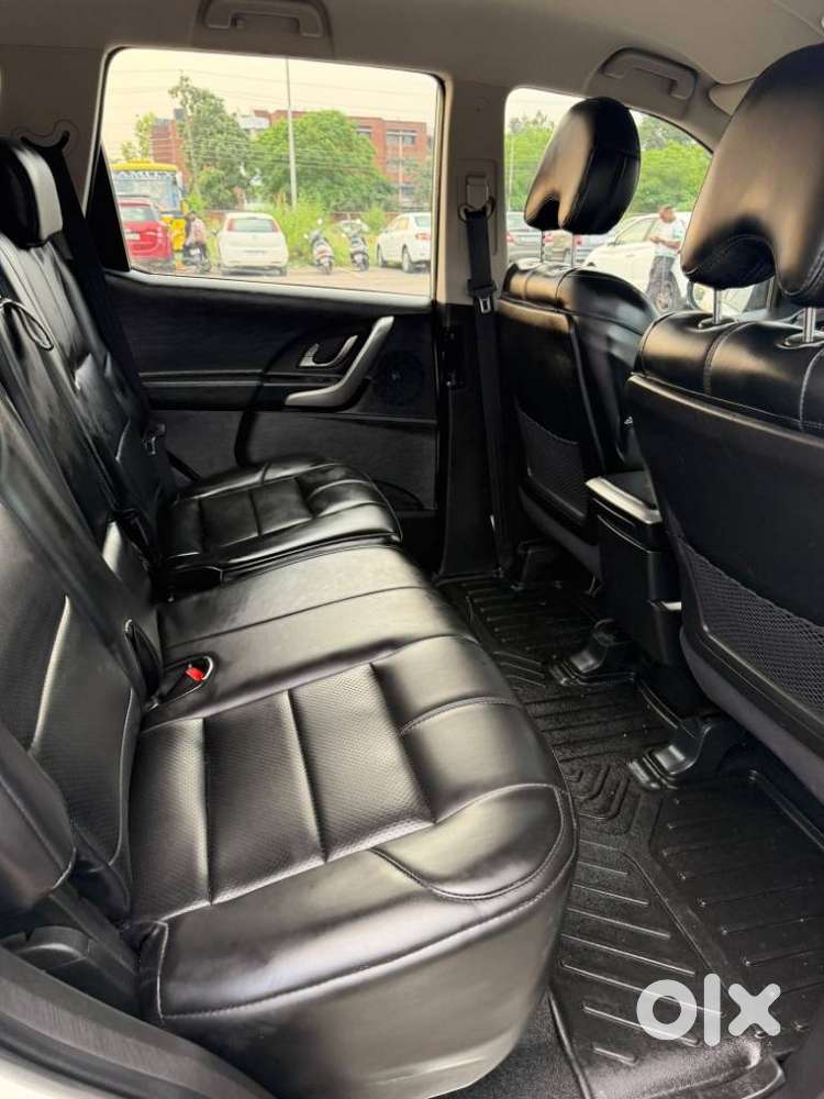 Mahindra Xuv500 W7, 2018, Diesel