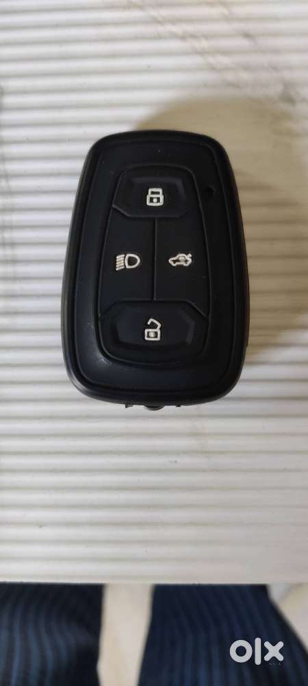 Well Maintained Tata Nexon Xz+ (diesel)  1st Owner  New Tyres & Clut