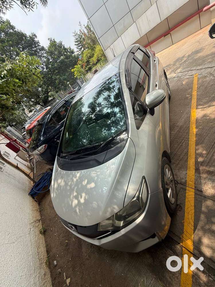 Honda Jazz V Cvt 2016 Automatic Petrol - Silver