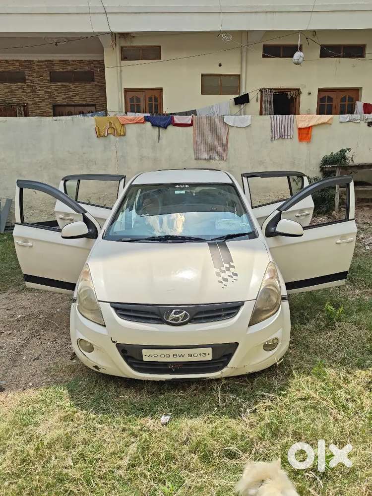 Hyundai I20 Asta 2010 Car