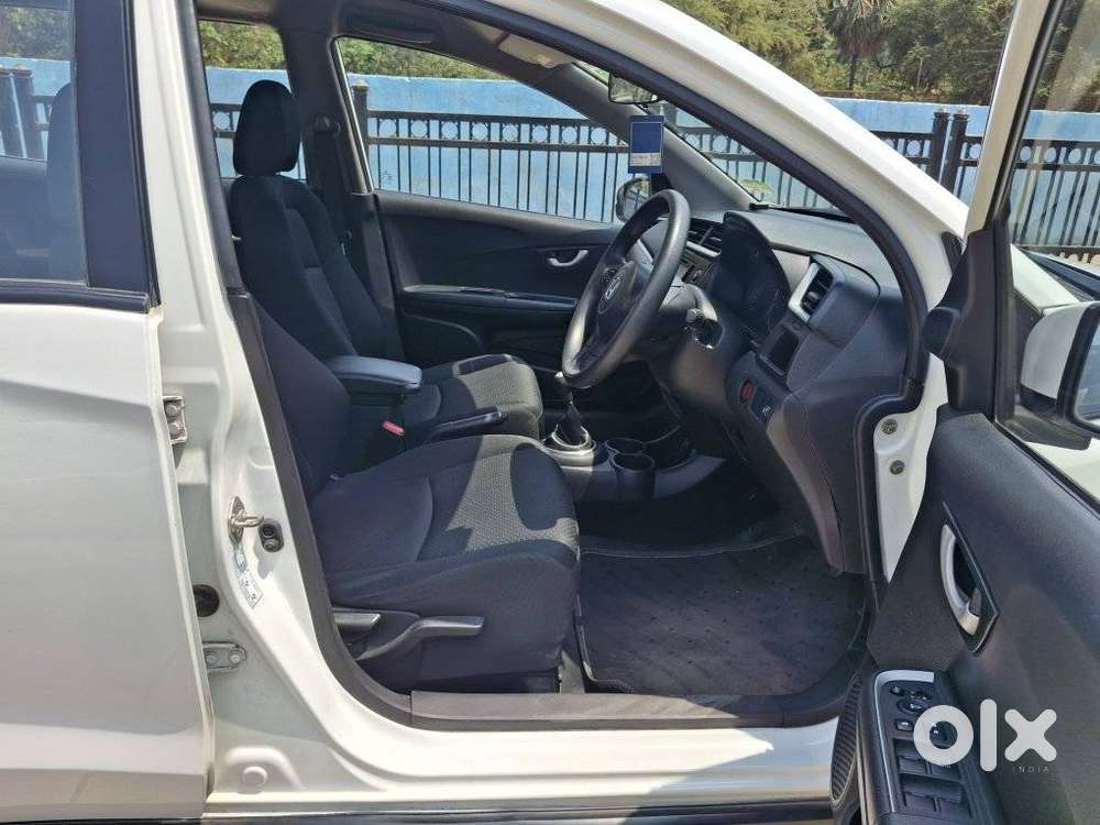 Honda Br-v I-vtec V Mt, 2016, Petrol