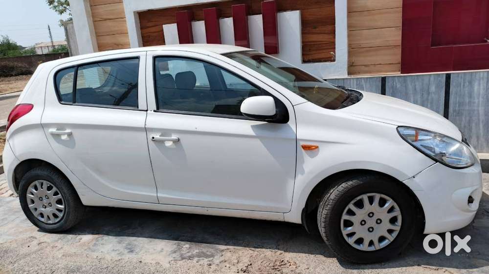 Good Condition Hyundai I20 2011 Car