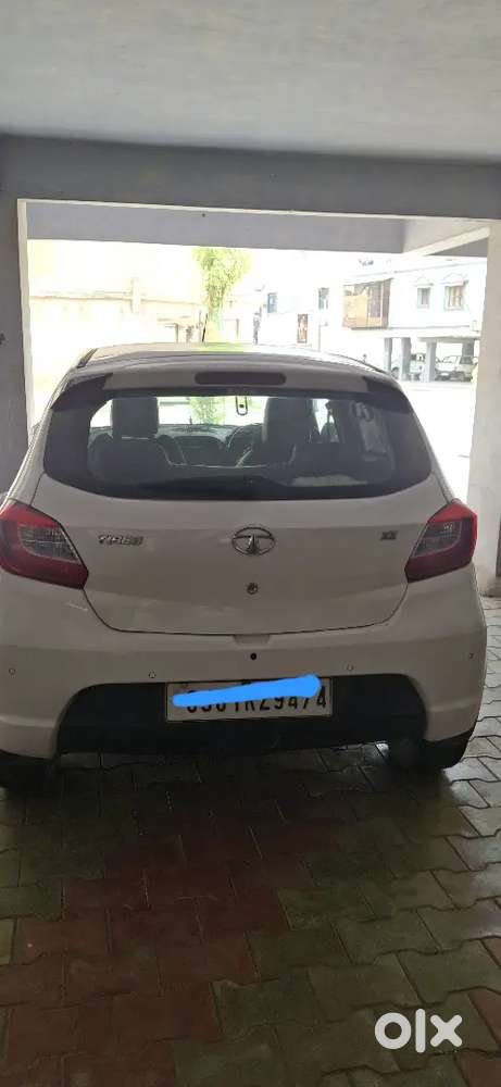 Tata Tiago Revotron 2017