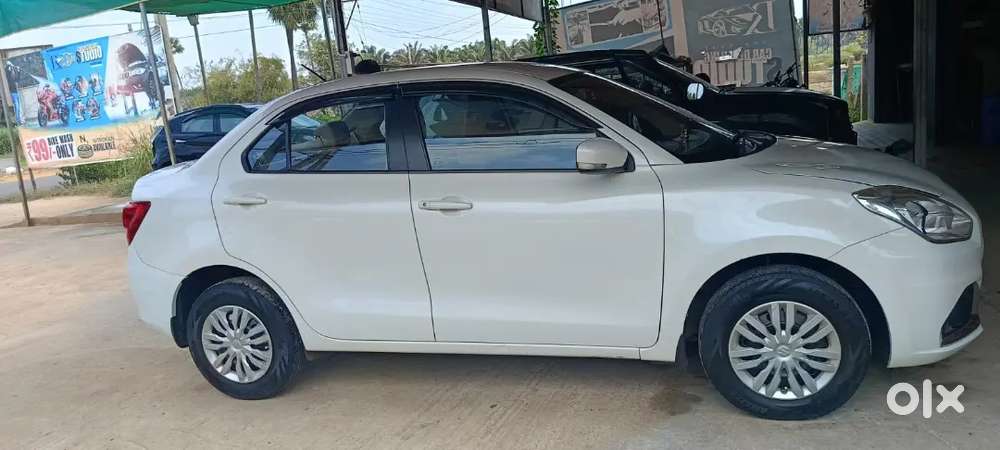 Maruti Suzuki Dzire 2023 Petrol 100000 Km Driven