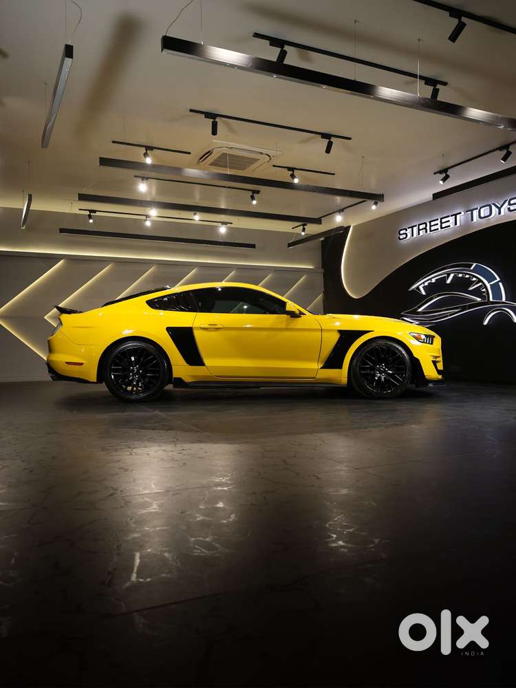 Ford Mustang V8, 2019, Petrol