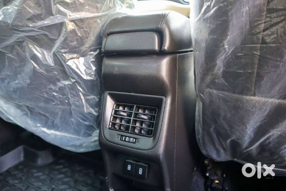 Toyota Glanza V Cvt, 2024, Petrol