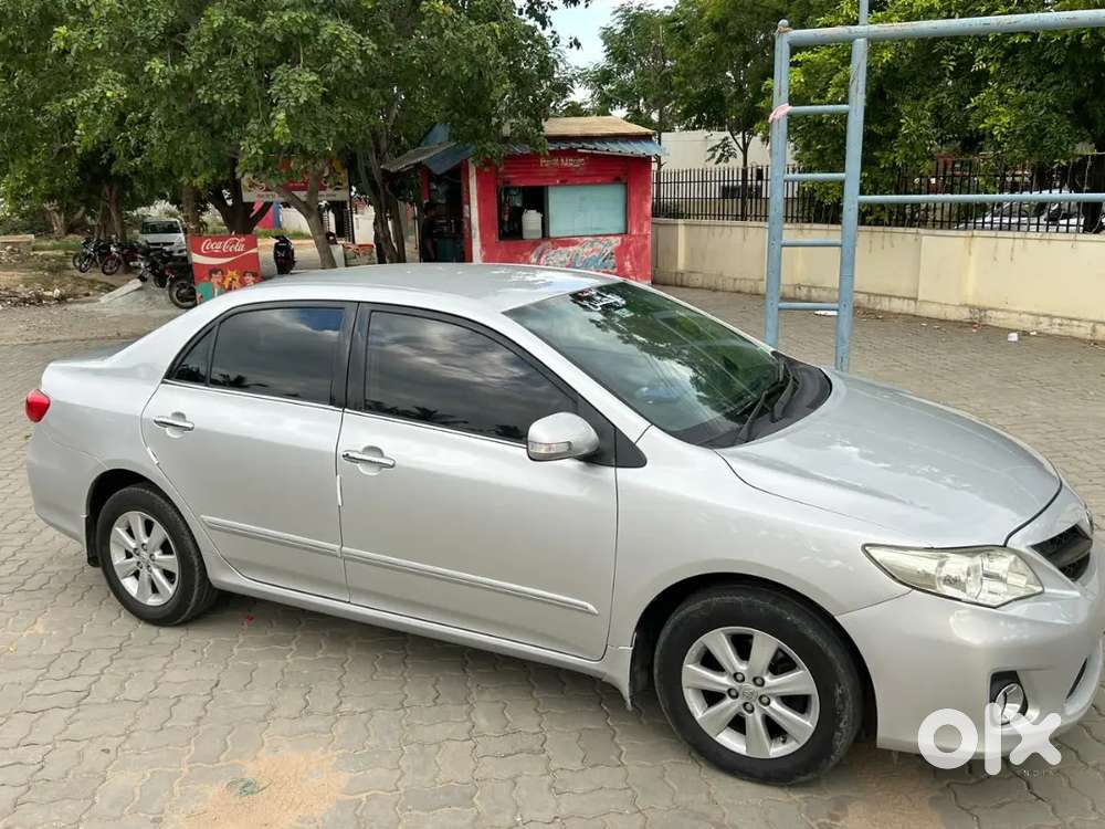 Toyota Corolla Altis 2013 Car