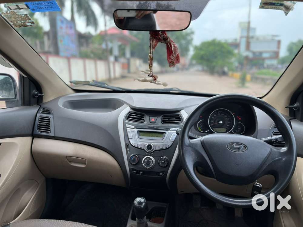Hyundai Eon Petrol Magna+ 2015