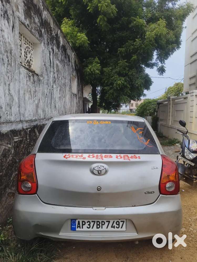 Toyota Etios Liva 2012