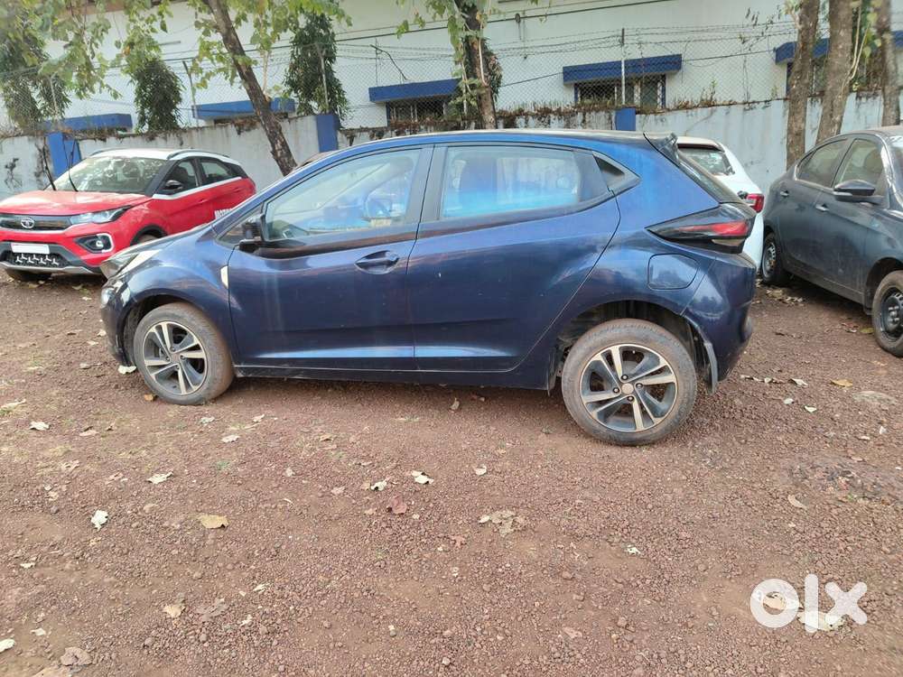 Tata Altroz 1.2 Xza Petrol Dct, 2022, Petrol