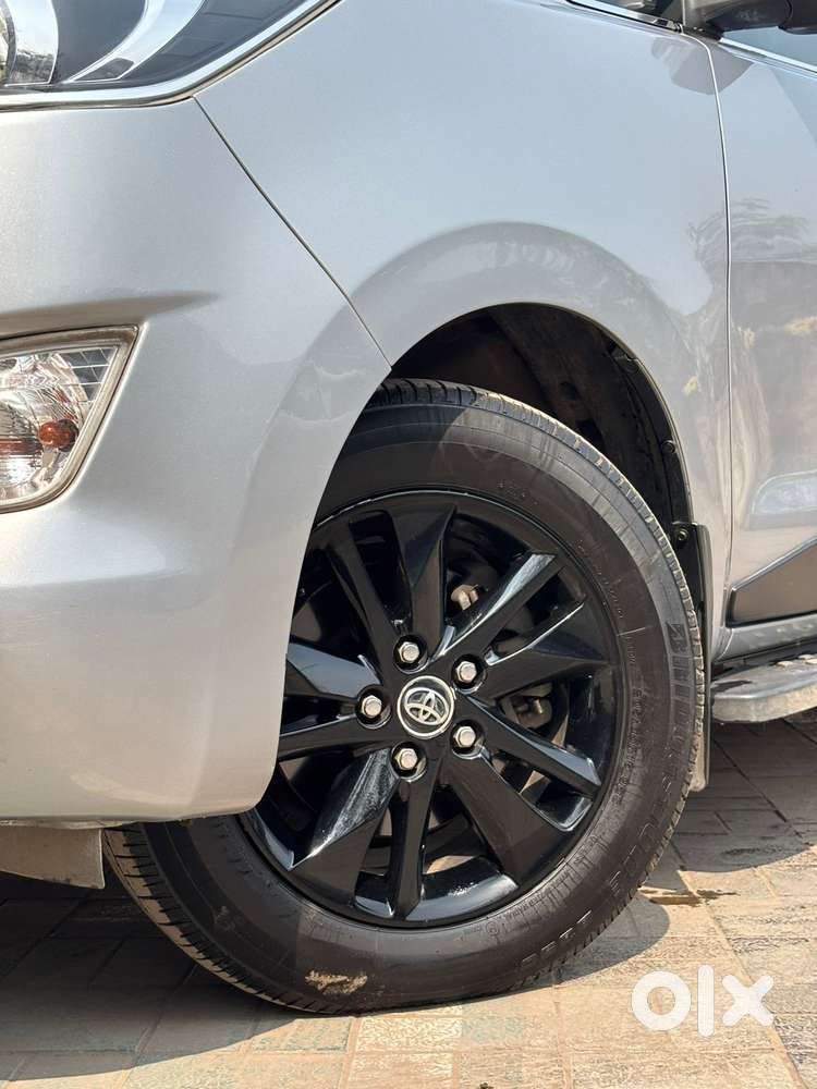 Toyota Innova Crysta 2.4 G Mt, 2017, Diesel