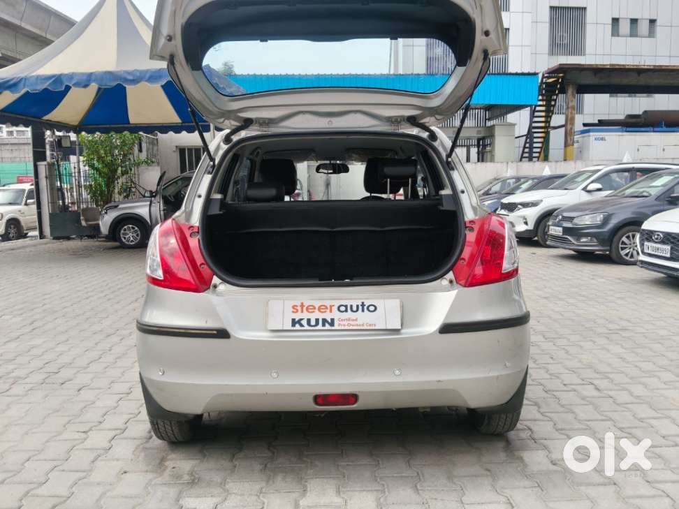 Maruti Suzuki Swift Vxi, 2012, Petrol