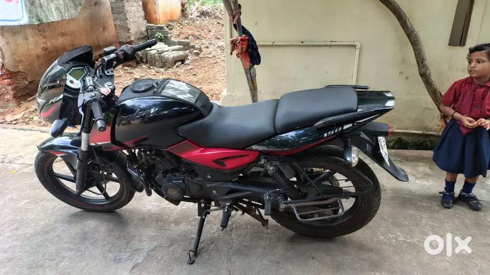 150 Price Second Hand 180 Pulsar Rate Black Bajaj Pulsar 125 Split