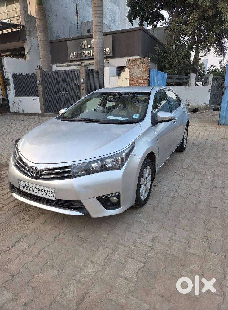 Toyota Corolla Altis 1.8 Sport, 2015, Petrol