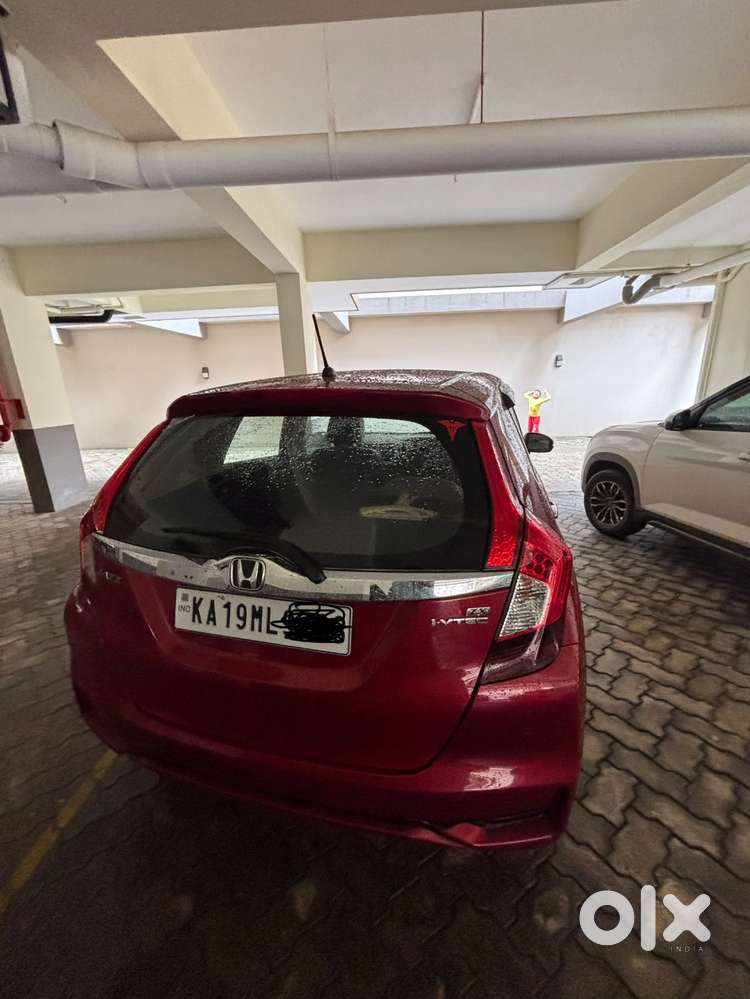 Honda Jazz Zx I-vtec 2021  28,970 Km  Single Owner