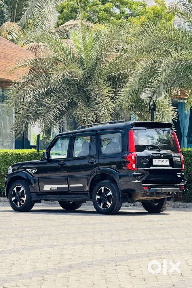 Mahindra Scorpio Classic 2.2 S 11 Mt 7 Cc, 2023, Diesel