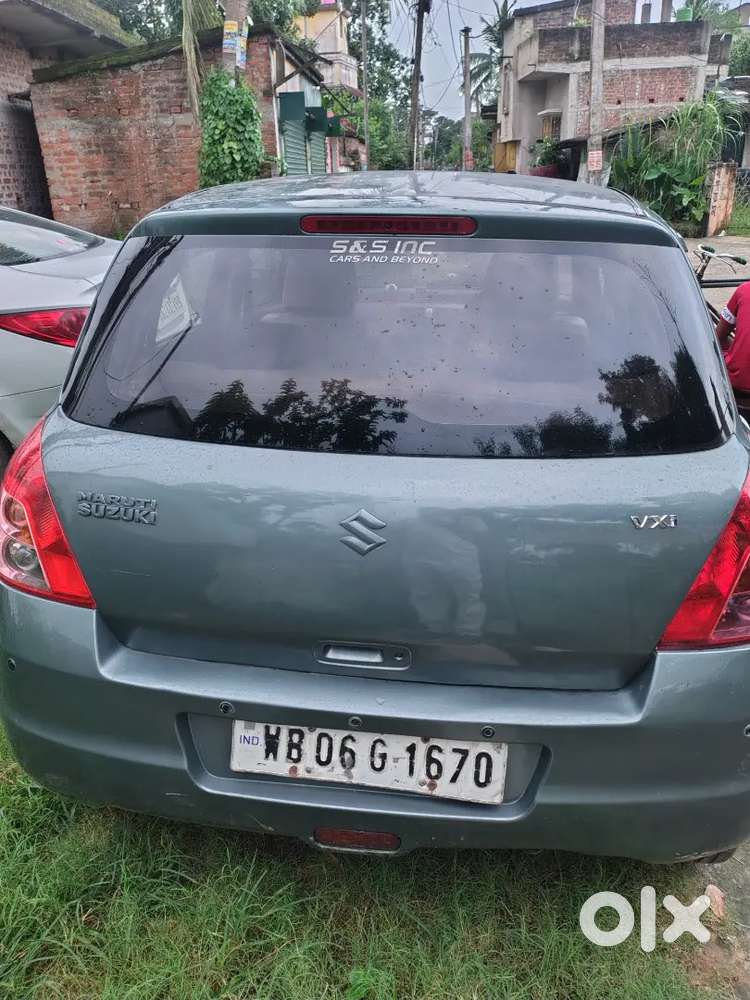 Maruti Suzuki Swift 2011 Petrol