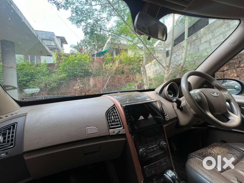 Mahindra Xuv500 W8 2012