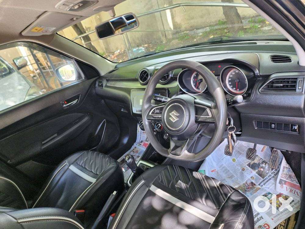 Maruti Suzuki Swift Vxi + Manual, 2022, Petrol