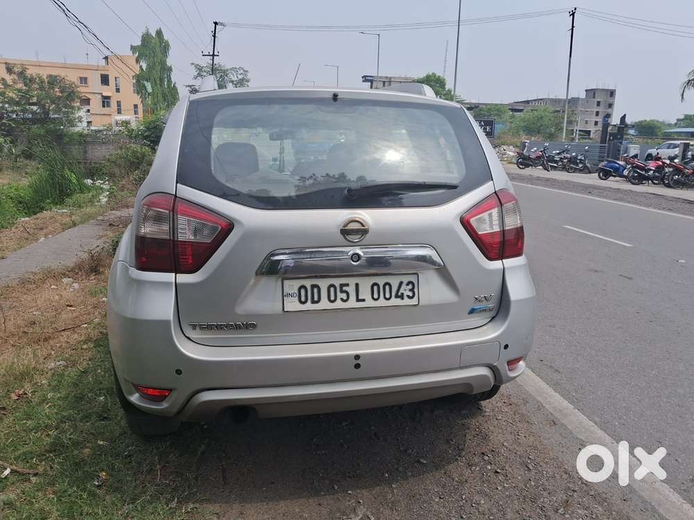 Urgently Selling Nissan Terrano Top Model Diesel Manual 2014
