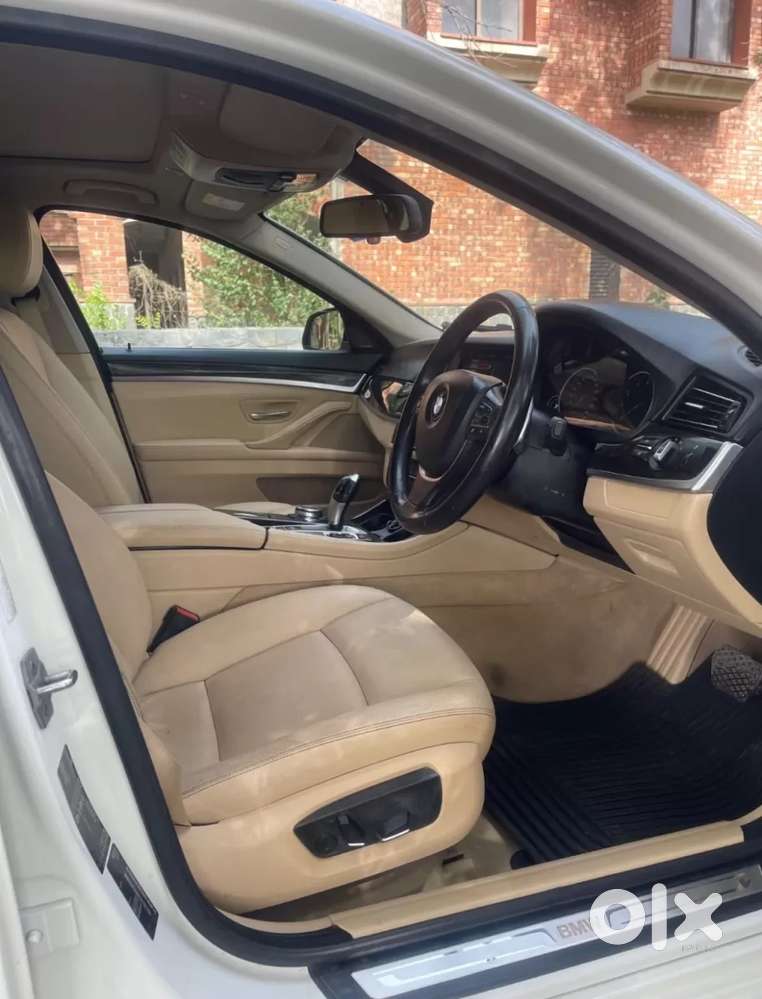 Bmw 5 Series 2.0 520i Luxury Line, 2017, Petrol