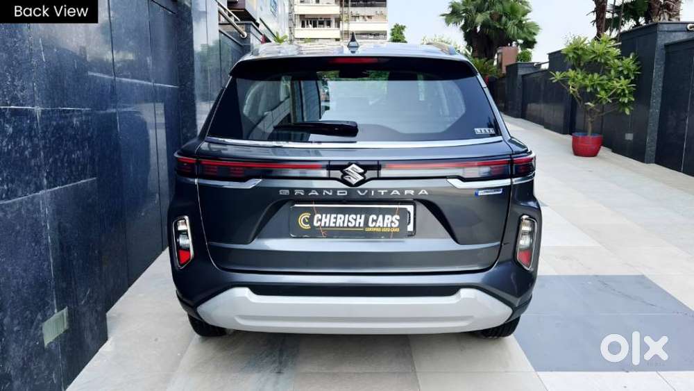 Maruti Suzuki Grand Vitara 1.5 Alpha Smart Hybrid At, 2023, Petrol