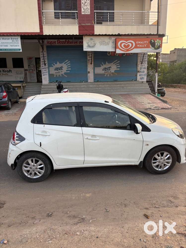 Honda Brio Petrol 2013