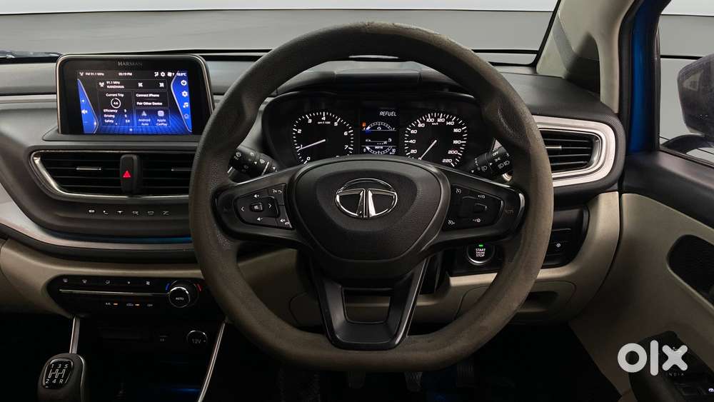 Tata Altroz Xz, 2022, Petrol