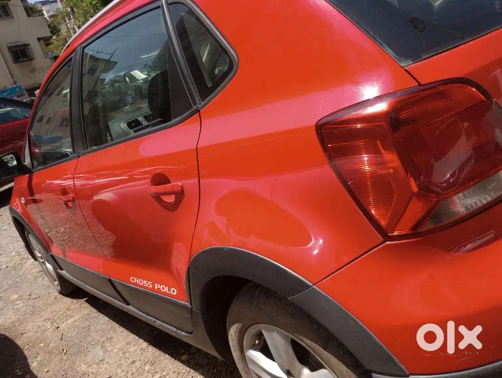 Volkswagen Crosspolo 2015 Diesel 100000 Km Driven Well Maintained,