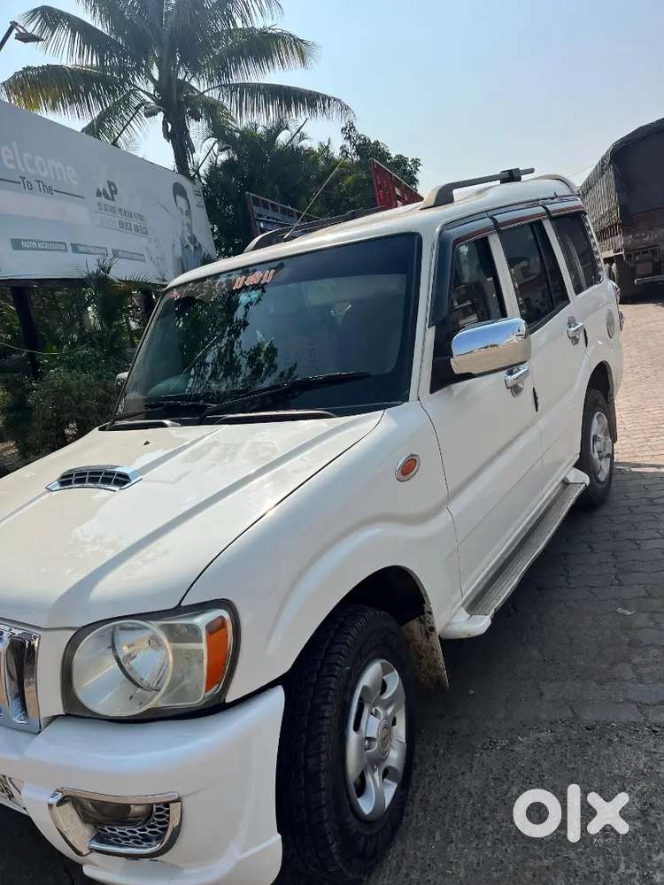 Mahindra Scorpio 2013 Diesel 200000 Km Driven