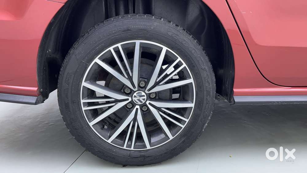 Volkswagen Vento 2010-2013 Petrol Highline At, 2020, Petrol